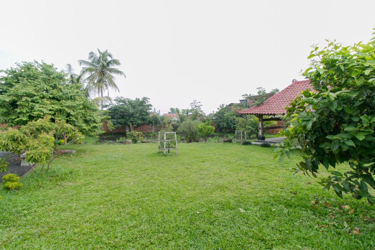 Hotel Reddoorz Syariah Near Tugu Lampu Gentur Cianjur Esterno foto